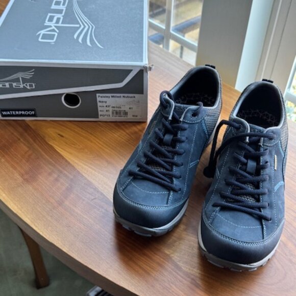 Dansko Paisley Milled Nubuck shoes - Size 11 (Size 41)  NEW - NEVER WORN - Picture 2 of 5